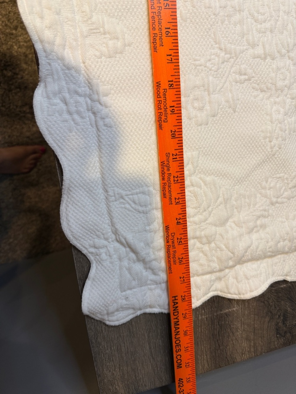 Two White Scalloped Quilted Sham - Picture 7 of 7
